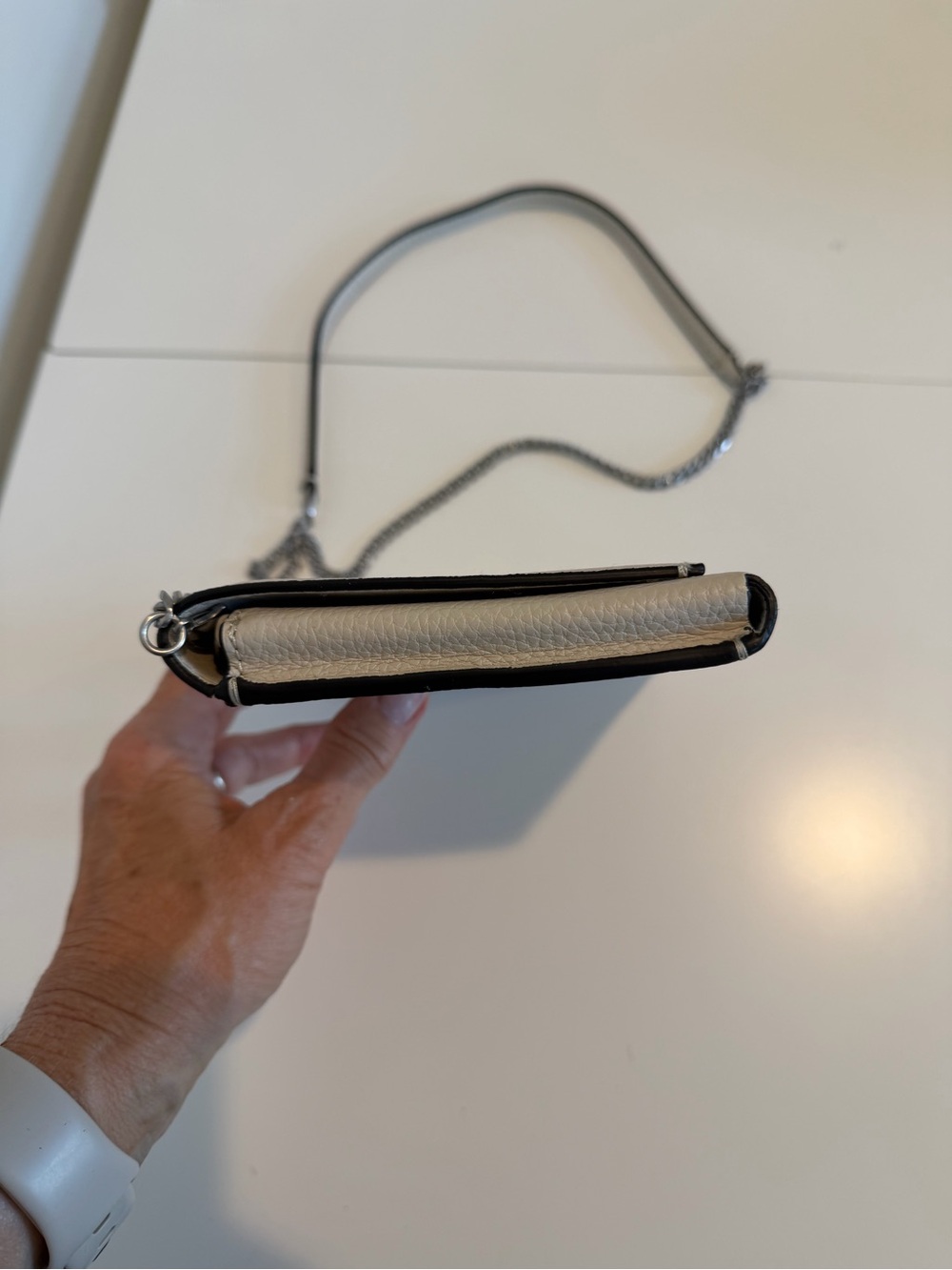 Calvin Klein Women's Cream Crossbody Chain Shoulder Bag - Picture 4 of 4